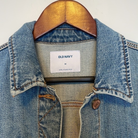 𝅺Old Navy Jean Jacket - Picture 5 of 8